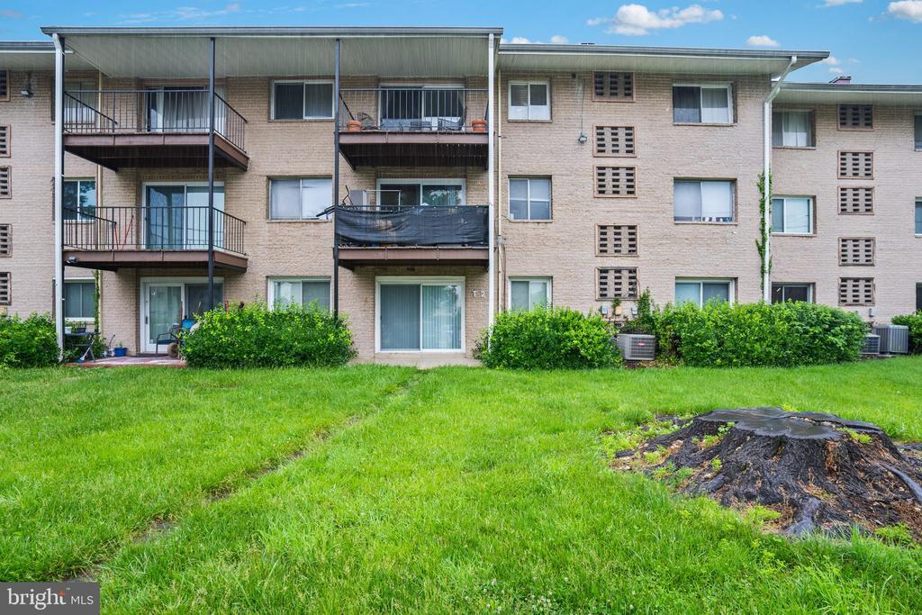Primary Photo - 5452 85th Ave