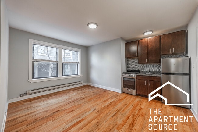 Photo - 4546 N Damen Ave Apartment