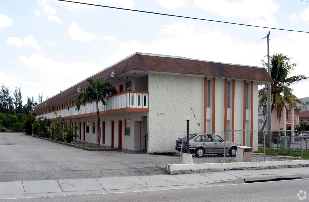 Building Photo - 275 NW 72nd Ave