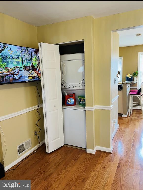 Foto del edificio - 313 Nicholson St NE