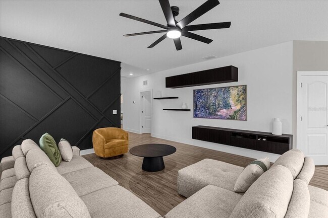 Foto del edificio - 7962 Rumney Ln