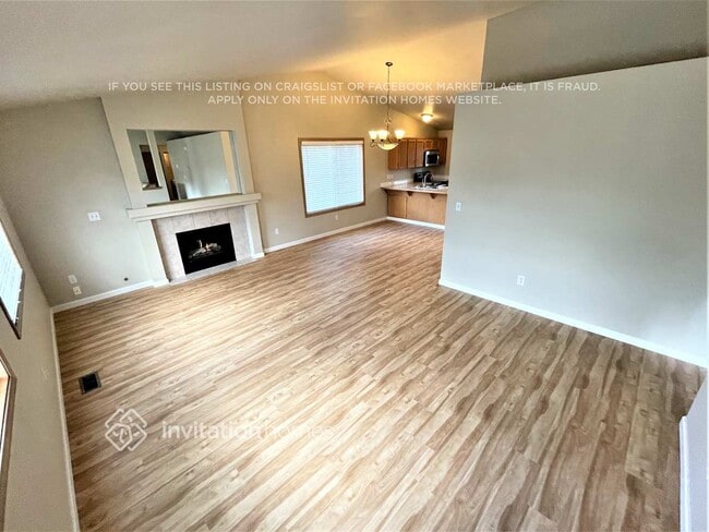 Building Photo - 17407 17th Ave E