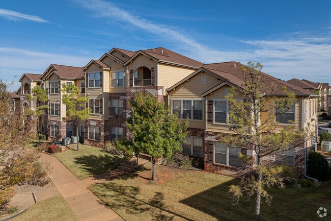 Primary Photo - Villas at Canyon Ranch