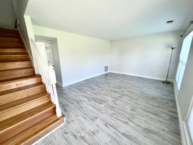 Building Photo - 2544 Coppergate Square Dr