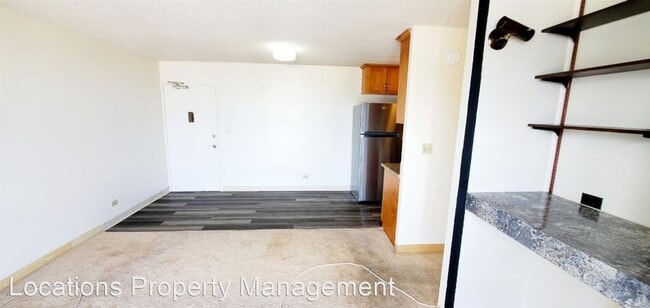 Building Photo - 2 br, 1 bath House - 1425 Liliha Street #10E