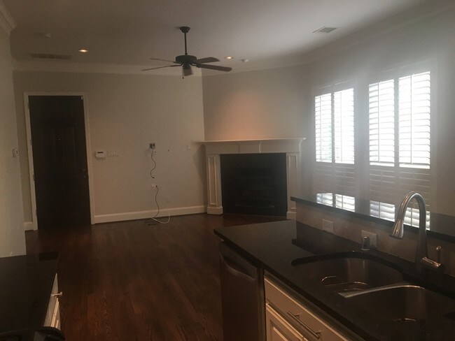 Foto del edificio - 18152 Frankford Lakes Cir