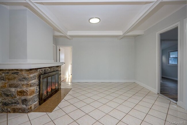 Foto del edificio - 120 S Broadway