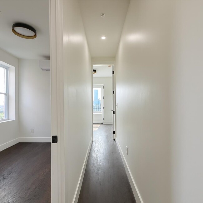 Building Photo - 272 Hoboken Ave