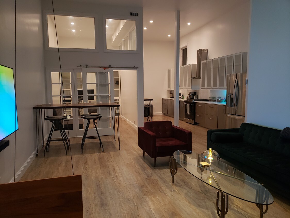 143 Fillmore St, San Francisco, CA 94117 Condo for Rent in San Francisco, CA