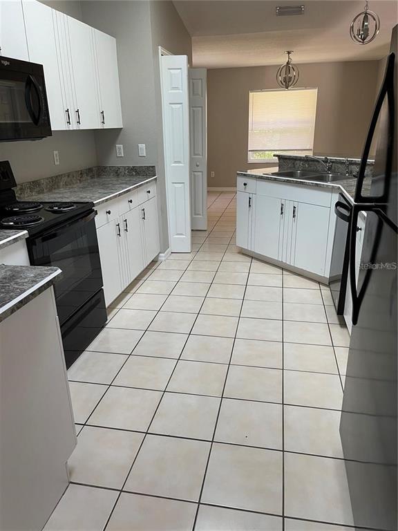 Foto del edificio - 61 Franciscan Ln