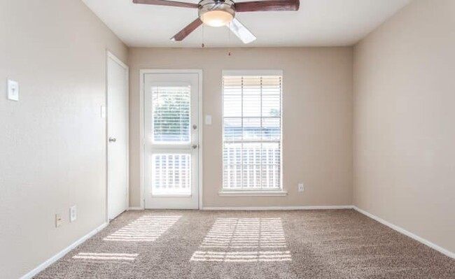 Foto del edificio - 1 bedroom in Tomball TX 77375