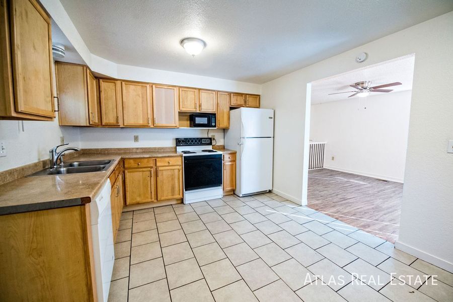 Foto principal - 2003 W Caspian Pl