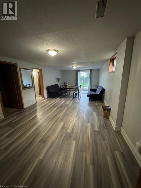Photo du bâtiment - 189 Northlake Dr