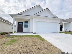 Building Photo - 1047 Drago Dr