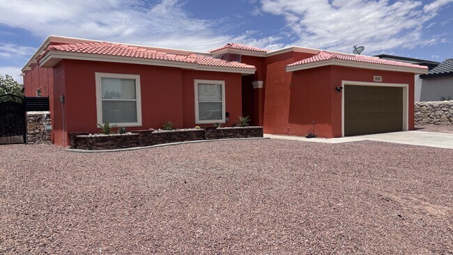 Foto del edificio - 3537 Tierra Vergel Dr