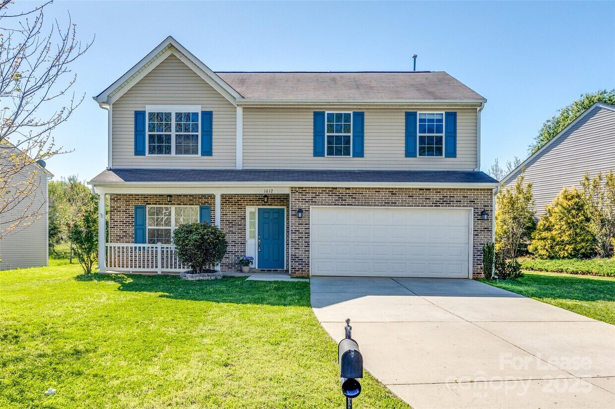 Foto principal - 1612 Beleek Ridge Lane