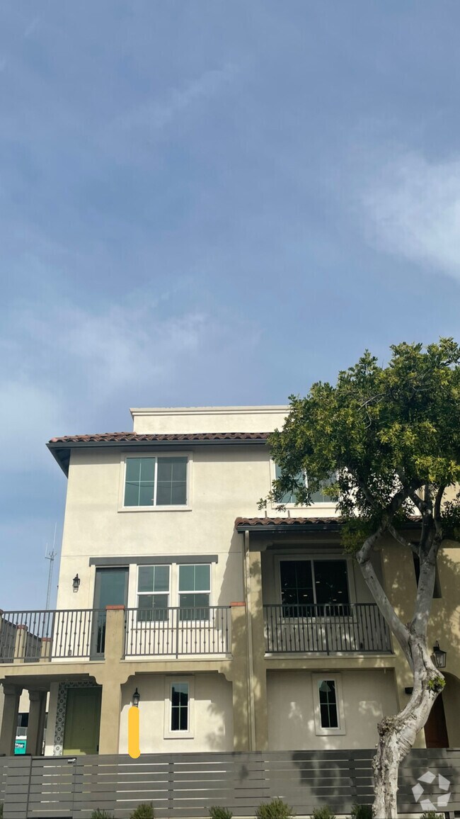 Rosewood Apartments for Rent Commerce, CA 2 Rentals