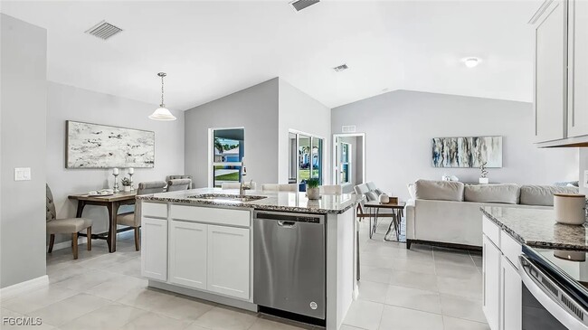 Building Photo - 418 NW 20th Terrace