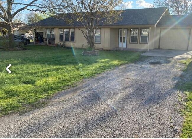 Foto del edificio - 107 Owen Cir