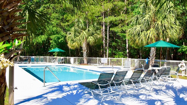 Foto del edificio - 117 Pinehurst Ln