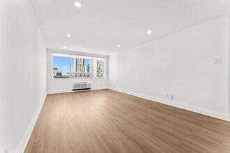 Building Photo - 44 Charles West in Manulife Centre
