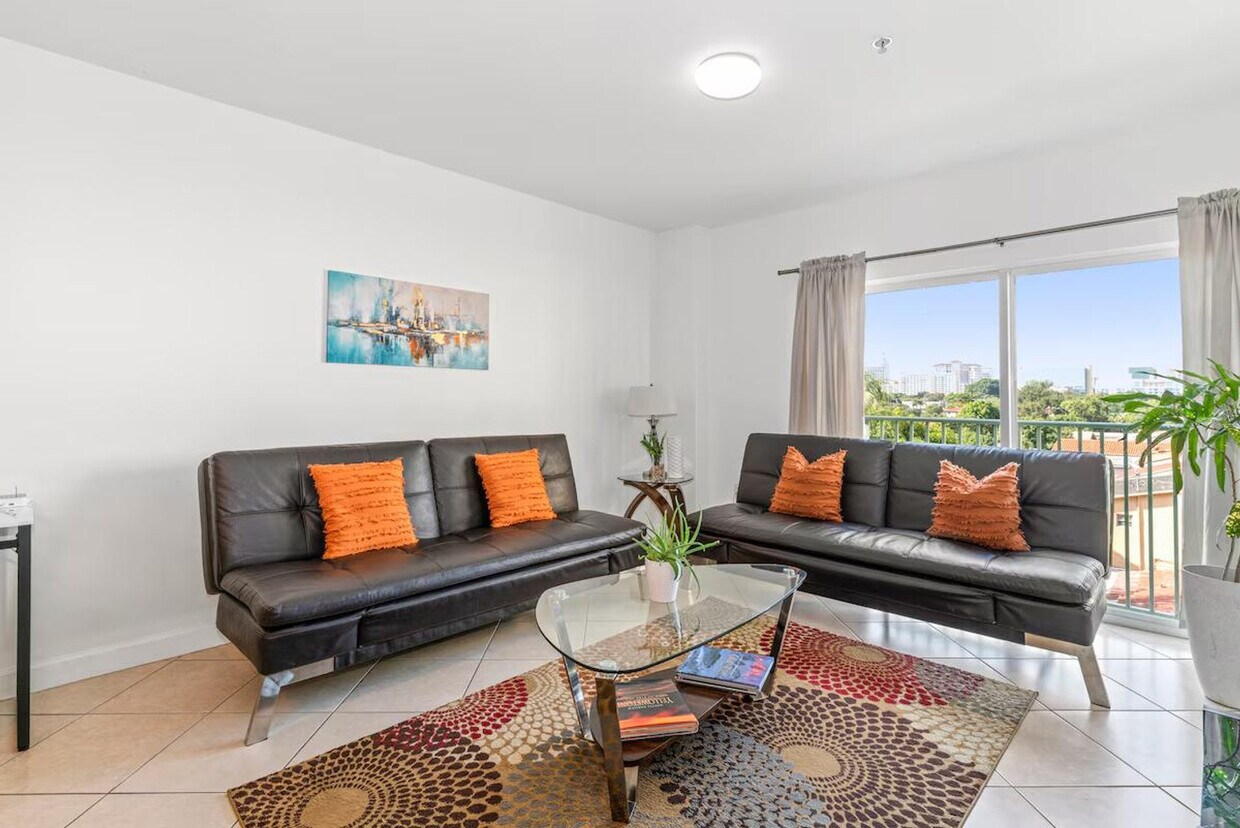 Foto principal - 3231 SW 23rd Terrace
