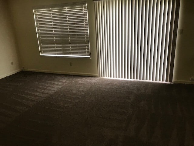 Building Photo - Maryville 37801 - 2 bedroom, 1.5 Condo with a 1-car garage - Contact Ed Johnson (865) 924-5045