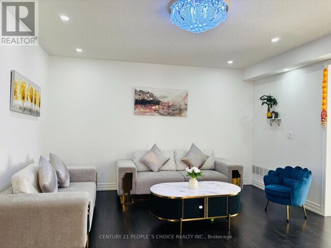 Building Photo - 29 Christine Elliott Ave