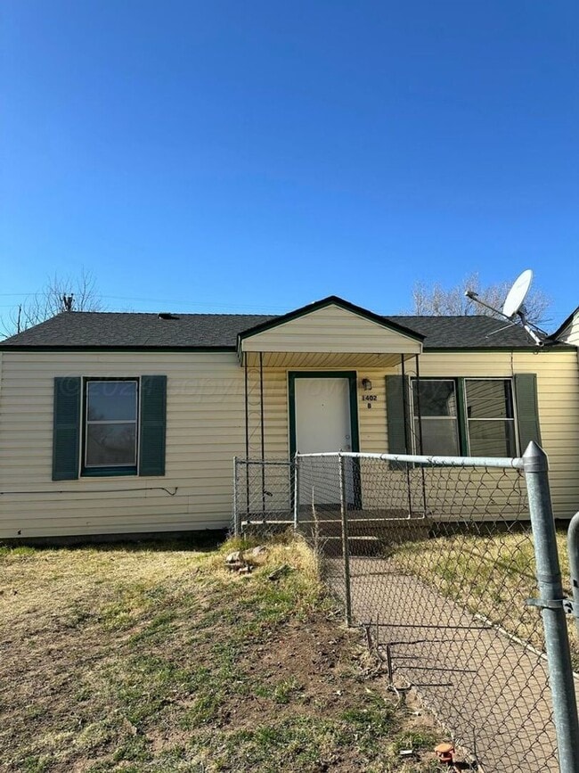 Building Photo - 1402 Dunaway St