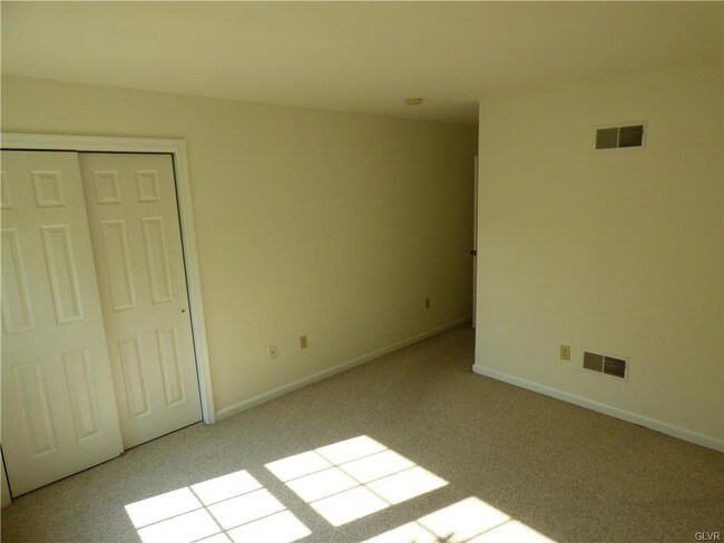 1335 N 16th St Allentown Pa 18102 Apartment For Rent In