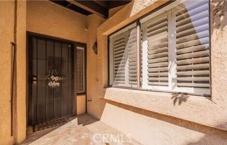 Building Photo - 1172 S Crofter Dr