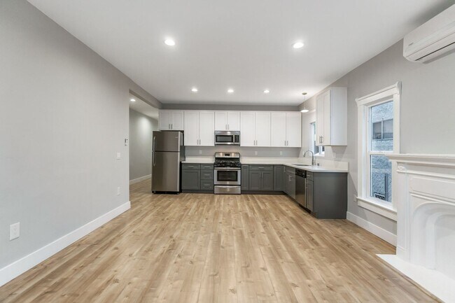 Foto del edificio - Beautiful 2 bedroom in Echo Park/Silver Lake with parking! **2 weeks off the rent!!!**