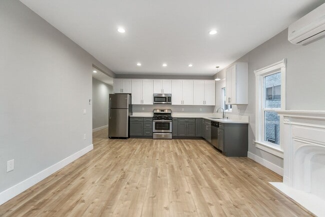 Building Photo - Beautiful 2 bedroom in Echo Park/Silver Lake with parking! **2 weeks off the rent!!!**