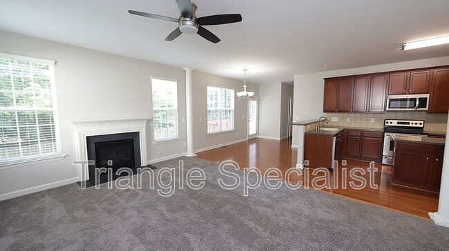 Building Photo - 614 Redford Pl Dr