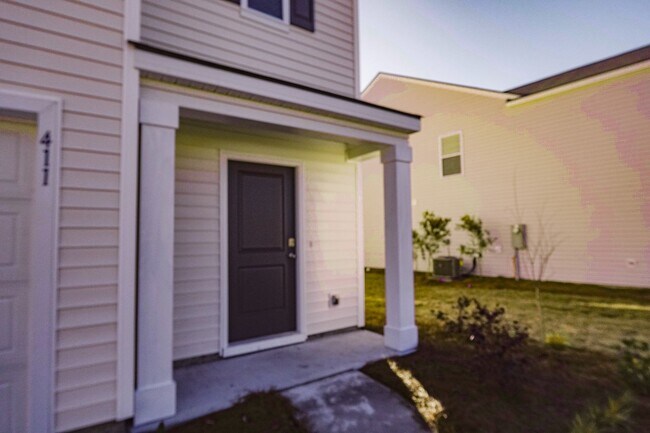 Foto del edificio - Available Now!