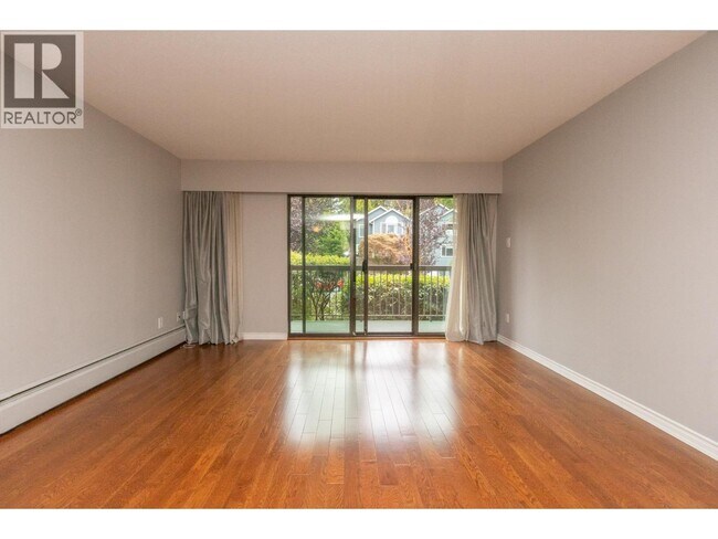 Photo du bâtiment - 1235 W 15th Ave