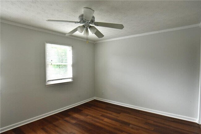Foto del edificio - 2898 Webb Bridge Rd