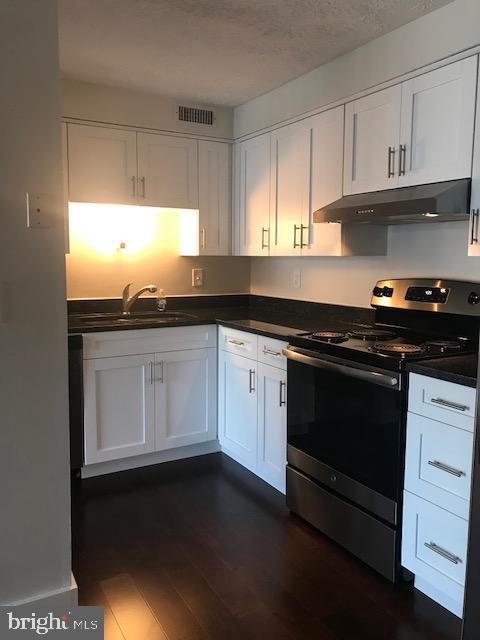 Building Photo - 3500 Lochearn Ct