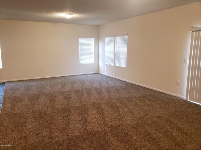 Foto del edificio - 7982 Meadow Walk Ln