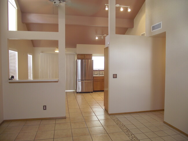 Building Photo - North HIlls in Northeast El Paso 3 bed Refrig A/C