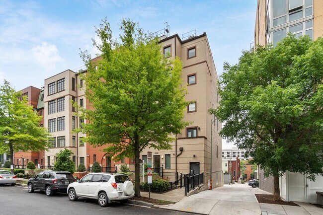 Foto del edificio - 1336 Belmont St NW