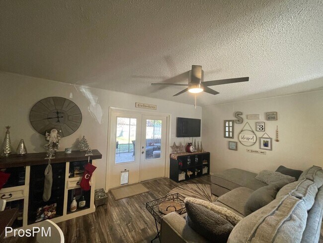 Foto del edificio - 3 br, 2 bath House - 711 Apollo Dr.