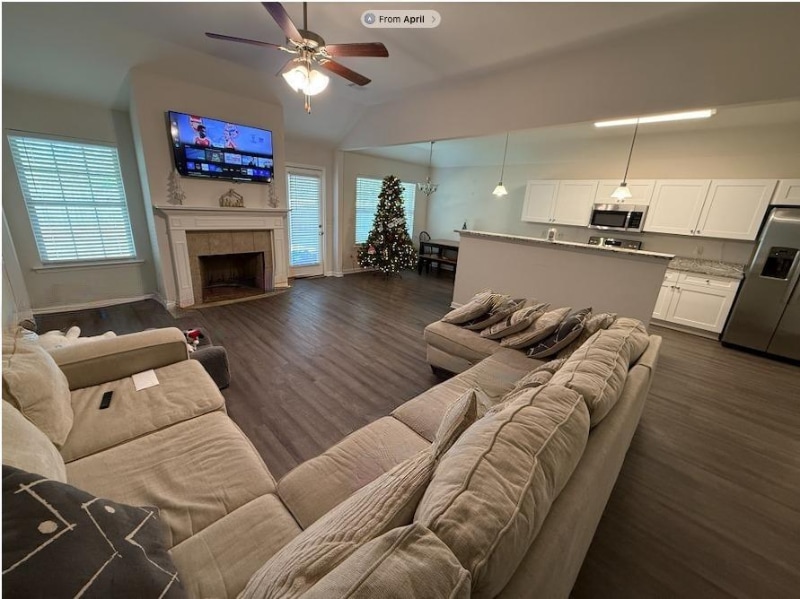 Foto del edificio - 117 Hideaway Ln