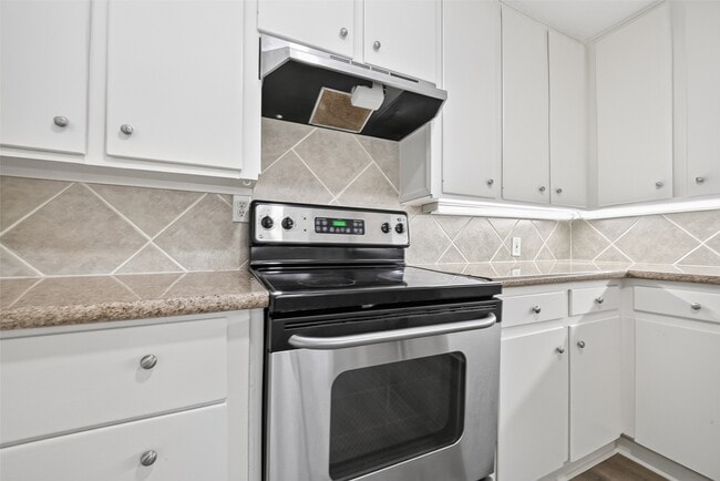 Building Photo - 6305 Crab Orchard Rd
