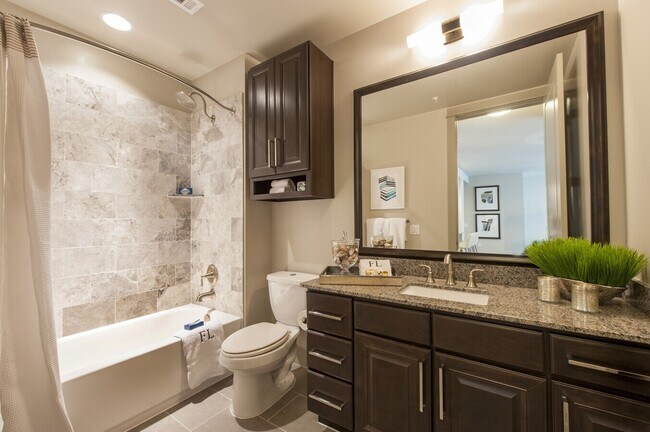 Foto del edificio - 10401 Town & Country Way