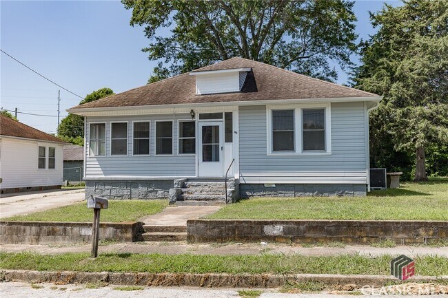 Foto del edificio - 213 Snyder Ave