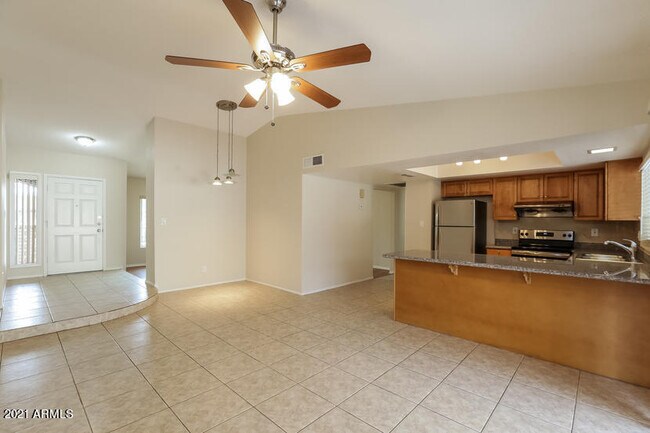 Foto del edificio - 3546 W Willow Ave