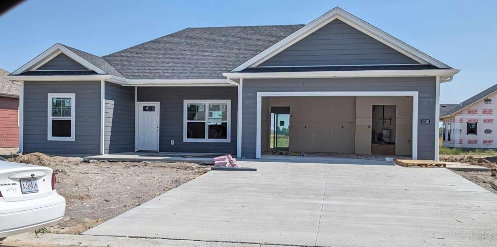 1010 N Hickman St, Centralia, MO 65240 House Rental in Centralia, MO