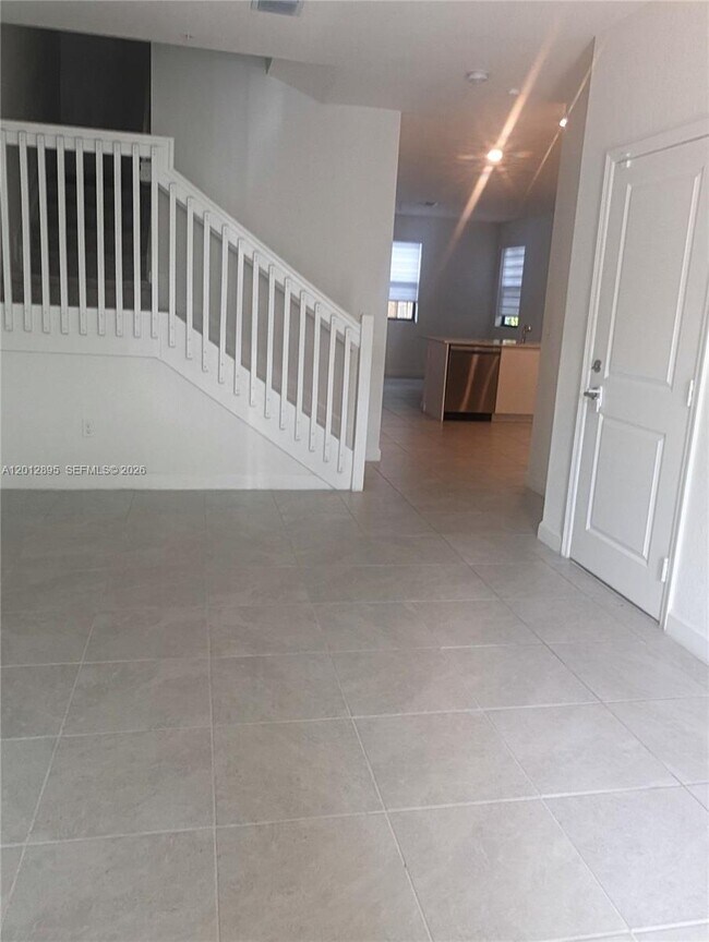 Foto del edificio - 235 SW 159th Ter