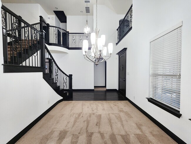 Building Photo - 3633 Plum Vista Pl
